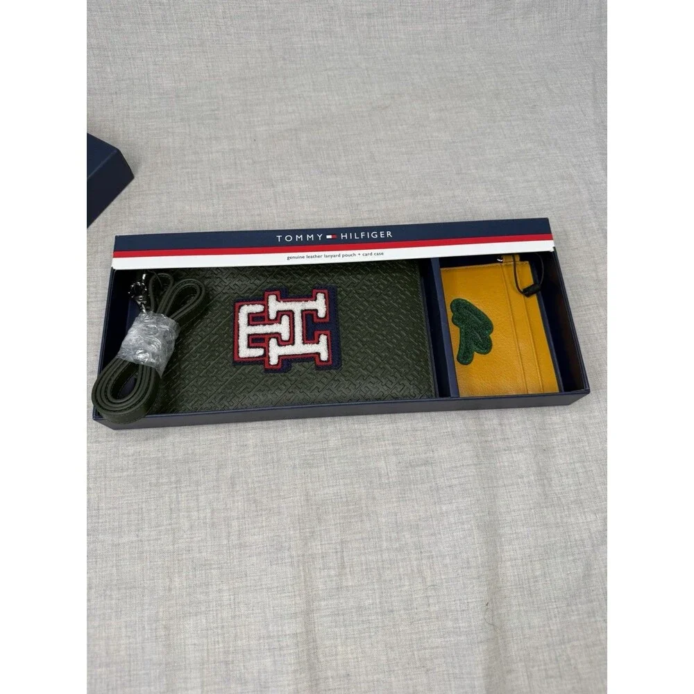 Tommy Hilfiger Anthony Ramos Genuine Leather Wallet Lanyard & Credit Card Holder